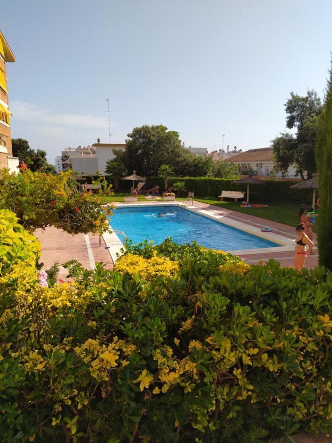 Sunsea Lloret Apartament يوريت دي مار المظهر الخارجي الصورة